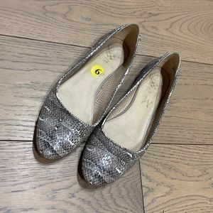Vince Camuto lemel flats
